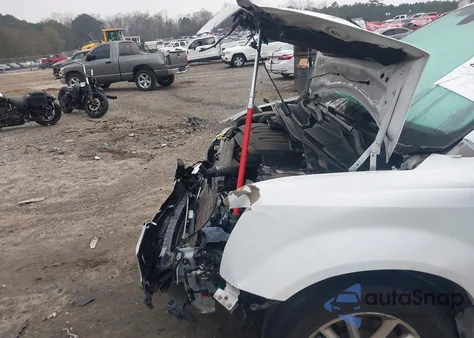 2019 Dodge Grand Caravan Sxt z USA, uszkodzony, nr VIN 2C4RDGCG9KR785012